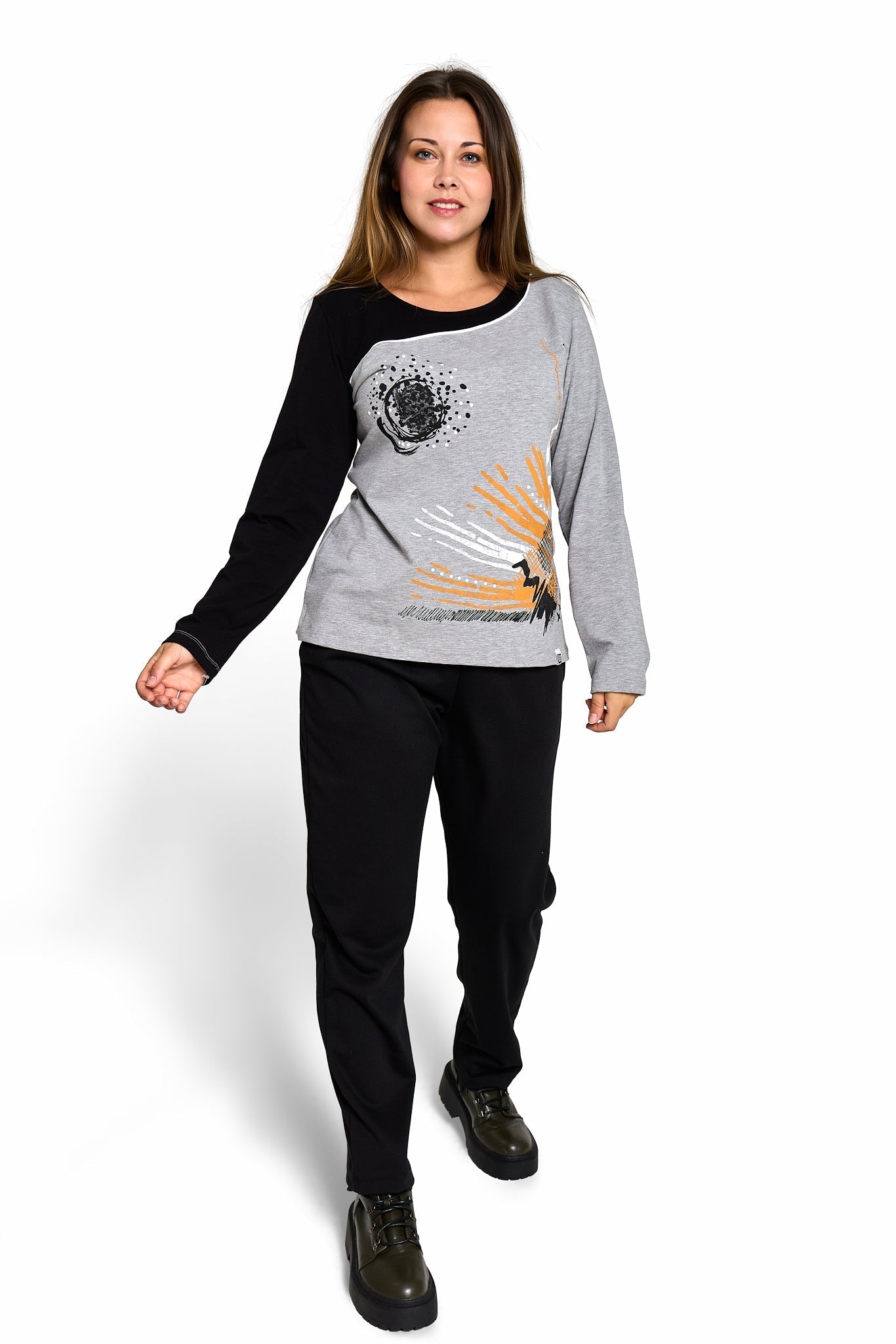 MARI Long Sleeve T-Shirt