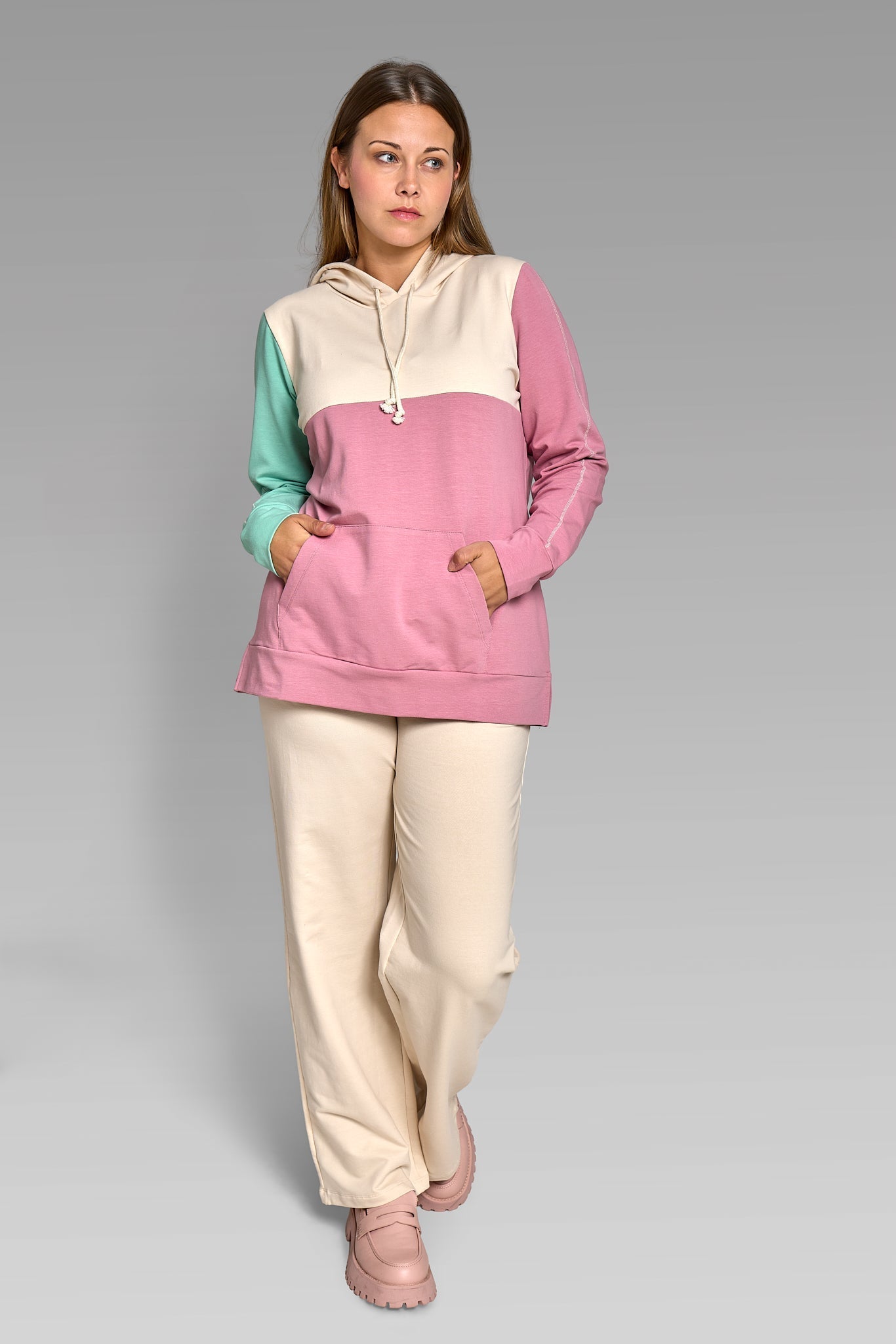 Tricolor Long Sleeve Sweatshirt